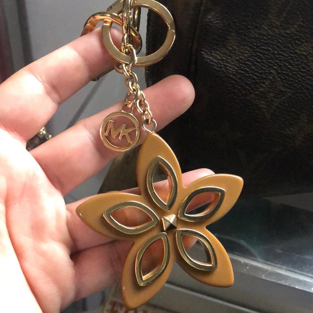 Mk key chain